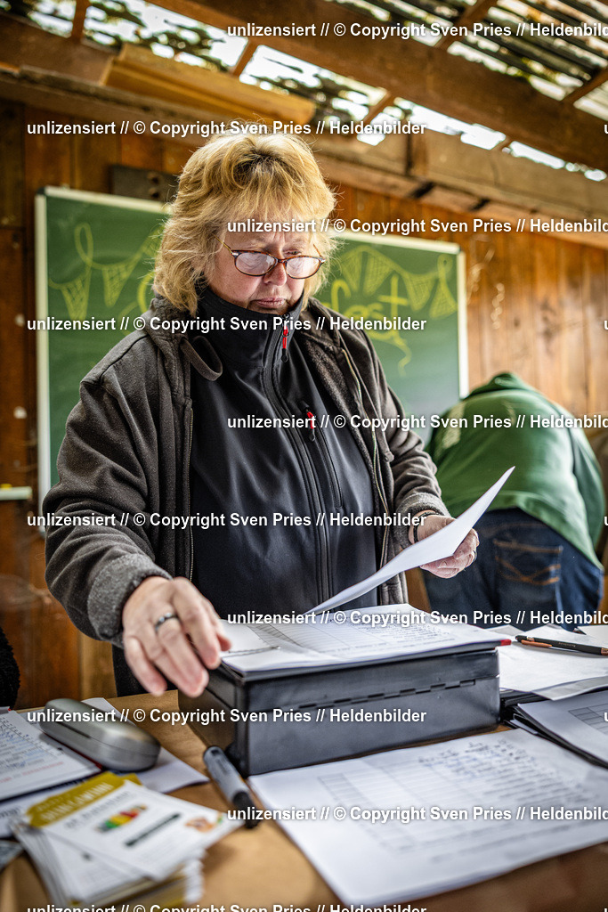 Sven Pries | 2025-10-03 - Hunderennen Obergrombach - Realisiert mit Pictrs.com