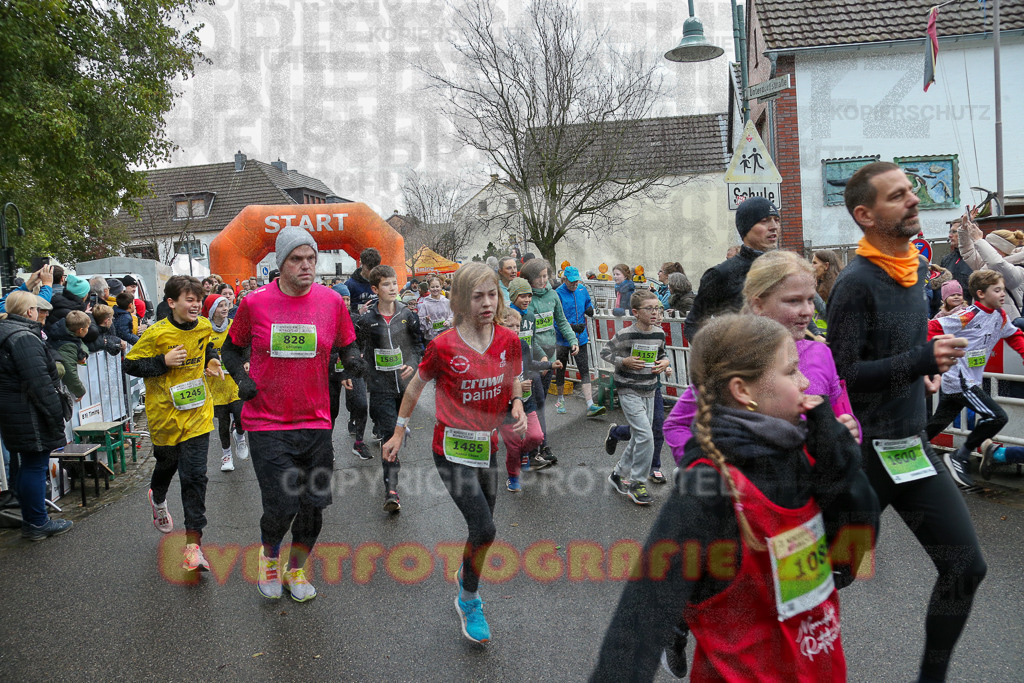 251130_1025_EX1_4953 | Sportfotografie im Rhein-Sieg Kreis, Köln, Bonn, NRW, Rheinland Pfalz, Hessen, etc. Unser Tätigkeitsfeld umfasst den Laufsport vom Volkslauf über den Marathon, Duathlon, Triathon bis zum Ultralauf wie Kölnpfad Ultra oder Schindertrail.