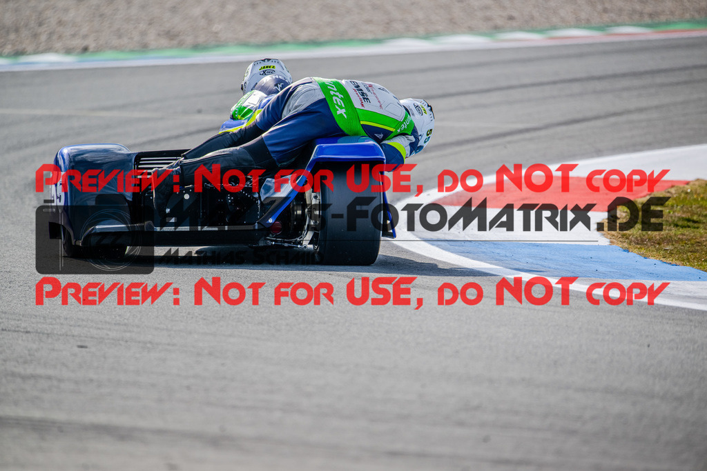 MaZZes_Fotomatrix-220422-97850 | Fotograf Mathias Schmid
Sportfotograf,
Eventfotograf,
Hochzeitsfotograf,
Portraitfotograf