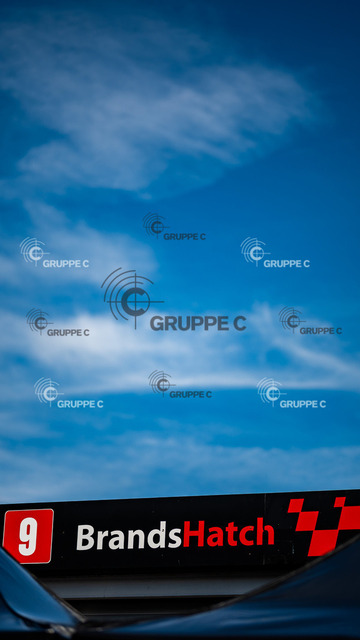 GTWC224_050409331801953LS_LS | Fanatec GT World Challenge Europe Powered by AWS - 2. Event, Brands Hatch 2024 - Foto: Gruppe C Photography - Realisiert mit Pictrs.com