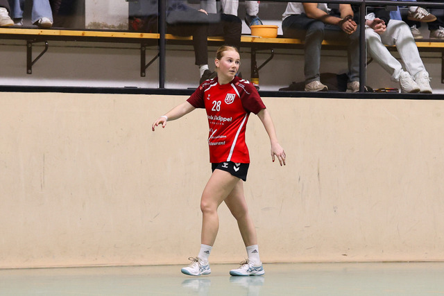Handball I Damen I Saison 2025-2026 I Verbandsliga Süd I HSG Kalkberg 06 - MTV Dänischenhagen I 14.12.2025.99 | Chiara Flater (28, MTV Dänischenhagen) - Realisiert mit Pictrs.com