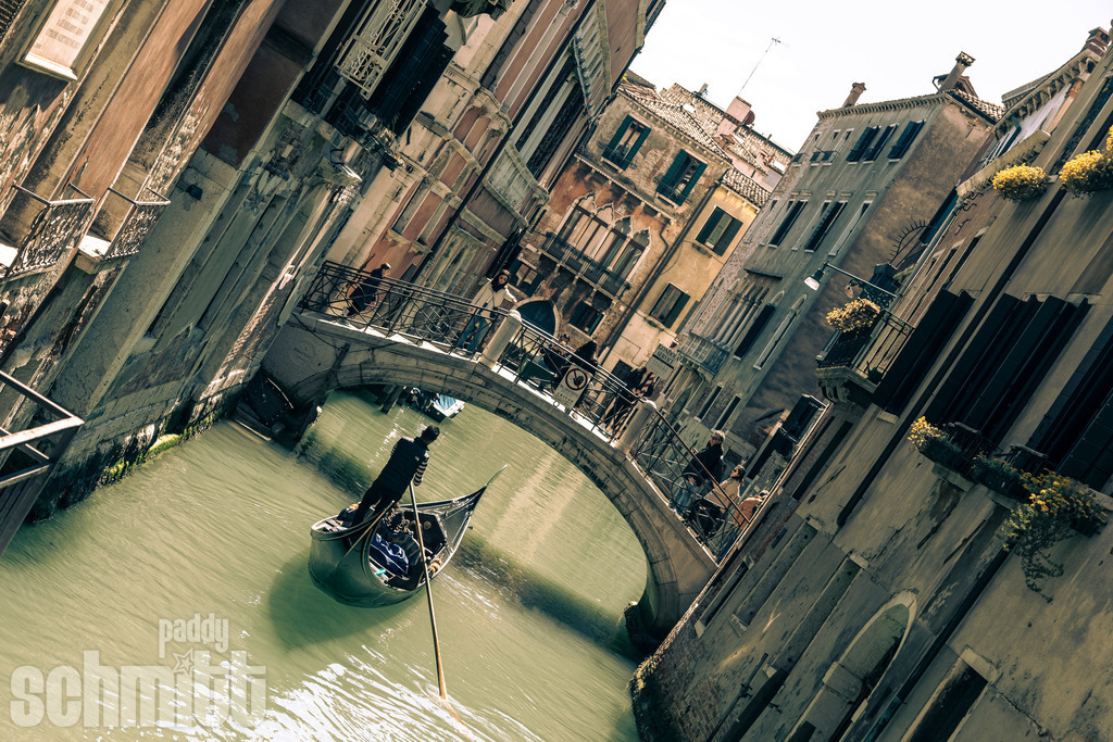 PS-Venedig-2026-13 | Entdecke die größte Bildgalerie der Region mit Fotografien aus dem Allgäu, der Bodenseeregion, Oberschwaben, dem Donautal und der Schwäbischen Alb. Landschaften, Luftaufnahmen und Reisefotografie als Wandbild und Fotokunst. - Realisiert mit Pictrs.com