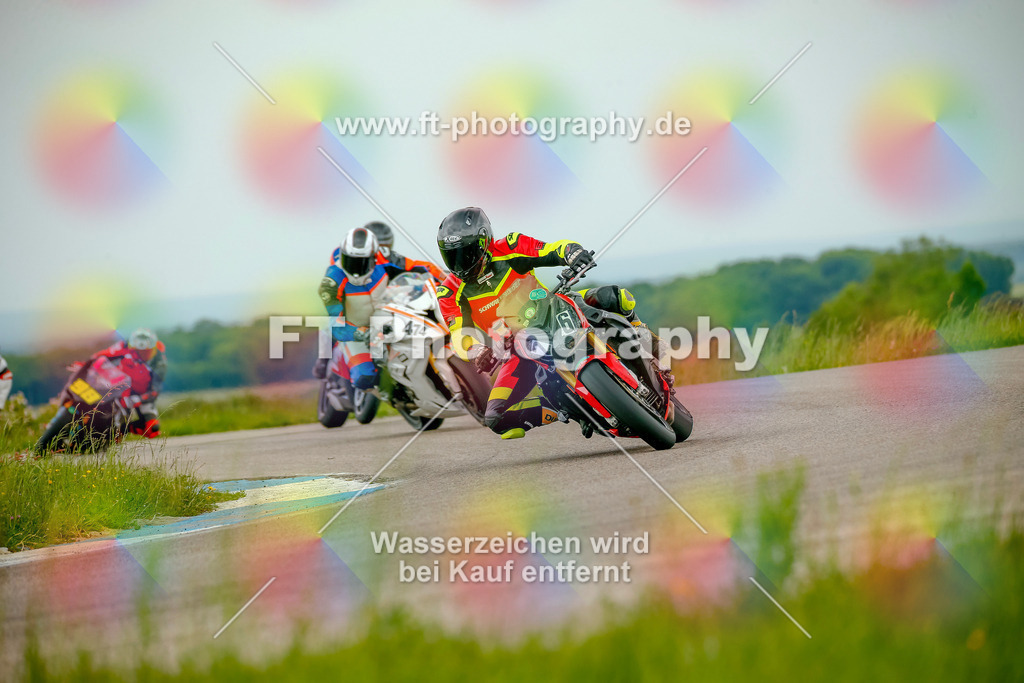 _MOT2106 | Hier findet Ihr Bilder von Touristenfahrten auf der Nürburgring Nordschleife oder von anderen Veranstaltungen die ich besucht habe. Viel Spass beim Durch Schauen 