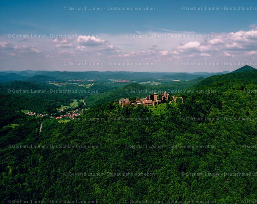 7000997 | Ruine Madenburg, Pfälzerwald bei Eschbach