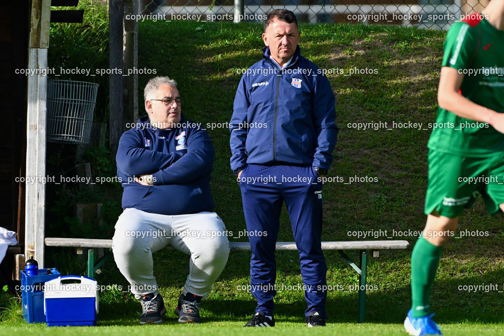 FC ASKÖ Gmünd vs. Union Matrei  | Team Betreuer Union Matrei Oswald Riepler, Headcoach Matrei Harald Panzl, FC ASKÖ Gmünd vs. Union Matrei , FC ASKÖ Gmünd vs. Union Matrei  am 21.09.2024 in Gmünd (Sportplatz Gmünd), Austria, (Photo by Bernd Stefan)