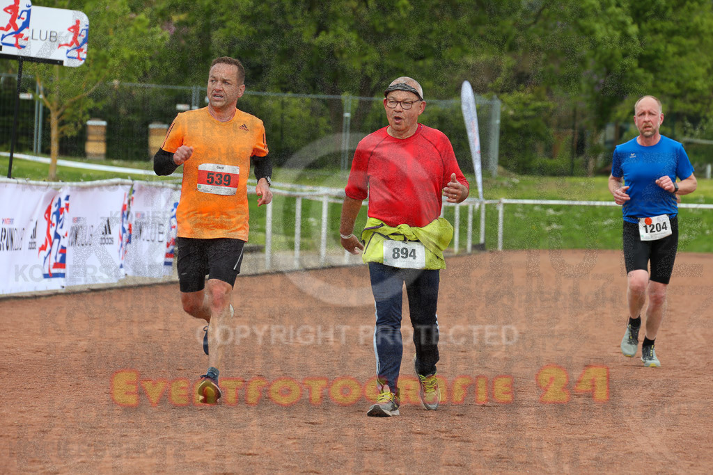 220501_1144_EX1_0957 | Sportfotografie im Rhein-Sieg Kreis, Köln, Bonn, NRW, Rheinland Pfalz, Hessen, etc. Unser Tätigkeitsfeld umfasst den Laufsport vom Volkslauf über den Marathon, Duathlon, Triathon bis zum Ultralauf wie Kölnpfad Ultra oder Schindertrail.