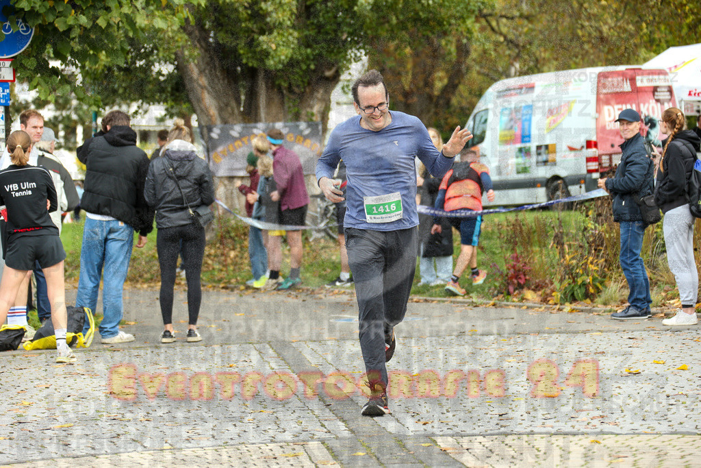 241020_1116_EX1_1680 | Sportfotografie im Rhein-Sieg Kreis, Köln, Bonn, NRW, Rheinland Pfalz, Hessen, etc. Unser Tätigkeitsfeld umfasst den Laufsport vom Volkslauf über den Marathon, Duathlon, Triathon bis zum Ultralauf wie Kölnpfad Ultra oder Schindertrail.