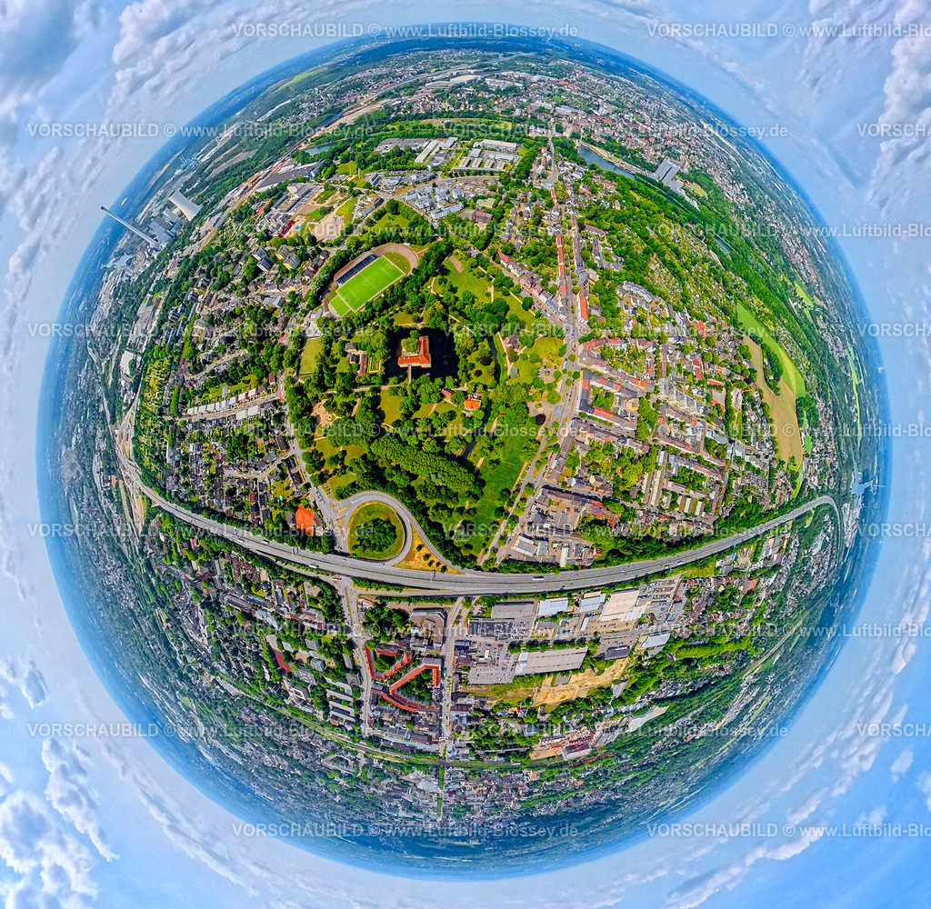 Herne2506900230SchlossStruenkede | Schloss Strünkede Wasserschloss mit Schloßgarten, Edeka-Koch-Sportpark Fußballstadion des SC Westfalia 04 Herne e. V., Autobahn A42, Erdkugel, Fisheye Aufnahme, Fischaugen Aufnahme, 360 Grad Aufnahme, tiny world, little planet, fisheye Bild, Baukau, Herne, Ruhrgebiet, Nordrhein-Westfalen, Deutschland