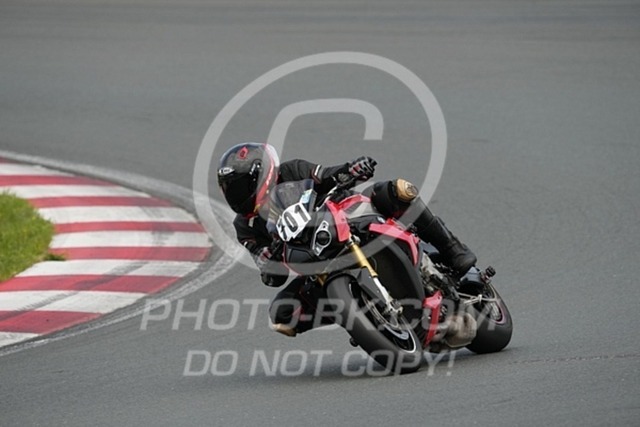 2024_06_21_PBK_17062 | Sportfotografie; SlowMotion; Video; Rennstrecke; Hafeneger; Speer; Racing; RSE; BMW; CBO; Trackday; Motorsportarena; Hockenheimring; Brno; Most; Barcelona; Valencia