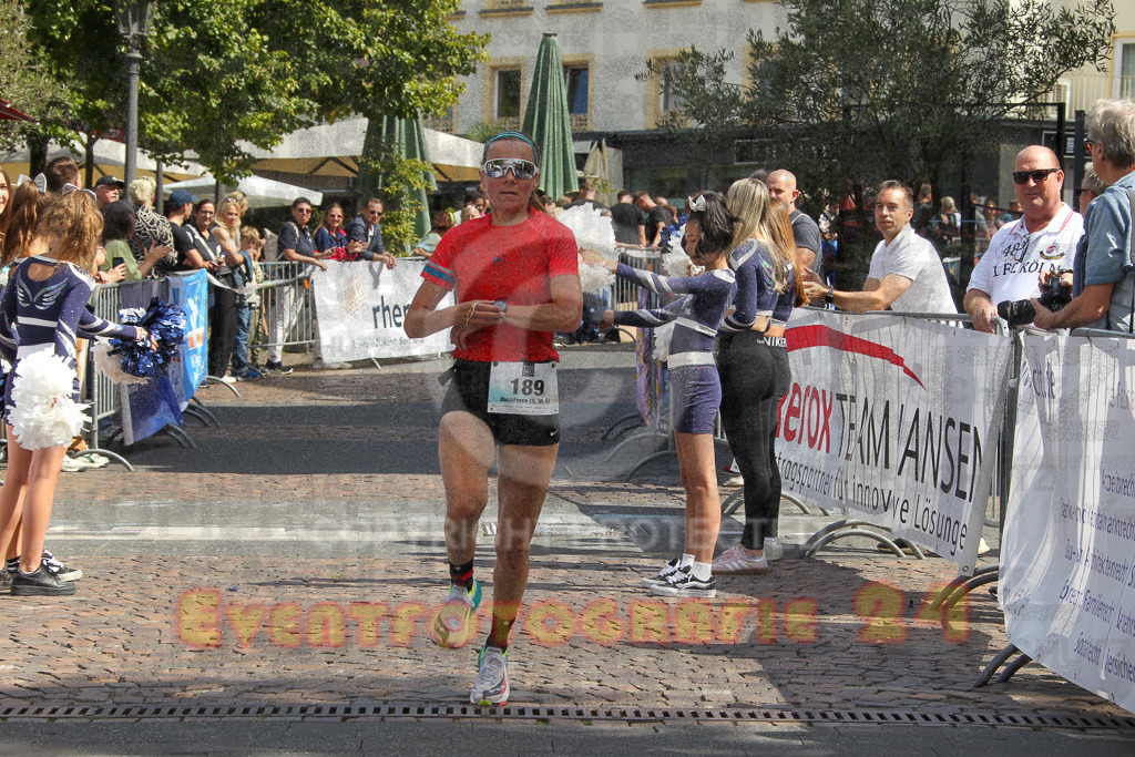 250824_1258_EV4_9713 | Sportfotografie im Rhein-Sieg Kreis, Köln, Bonn, NRW, Rheinland Pfalz, Hessen, etc. Unser Tätigkeitsfeld umfasst den Laufsport vom Volkslauf über den Marathon, Duathlon, Triathon bis zum Ultralauf wie Kölnpfad Ultra oder Schindertrail.