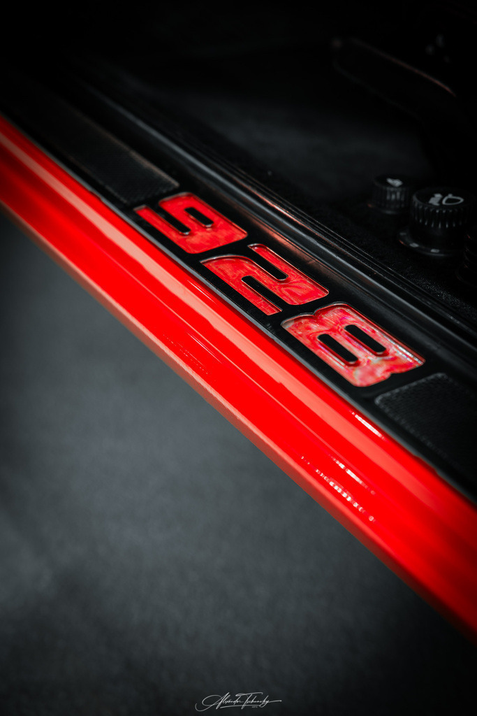 R6AT0621 _Alexander Tschuncky | Entdecken Sie die faszinierende Welt von Alexander Tschuncky Arts: Kreative Fotografie, atemberaubende Automobilkunst und hochwertiger Bilderdruck. Lassen Sie sich inspirieren! - Realisiert mit Pictrs.com