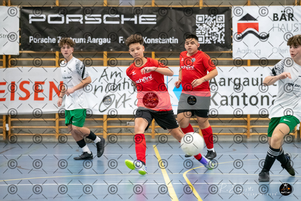 20251122_20251122_FCR-Hallenturnier-C_2_013-31 | Sport und Naturfotografie von Roberto Esposito zeigt echte Momente Bewegung und die Schönheit der Natur. Ausdrucksstarke Bilder schaffen Emotionen.