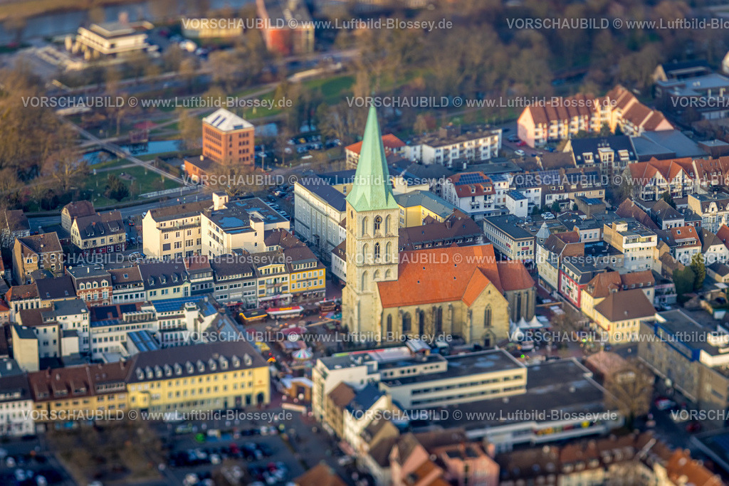Hamm241201345 | ACHTUNG Fotos mit durch Tilttechnik objektivseits erzeugter partieller Unschärfe, Luftbild, evang. Pauluskirche mit Weihnachtsmarkt in der Innenstadt, Mitte, Hamm, Ruhrgebiet, Nordrhein-Westfalen, Deutschland