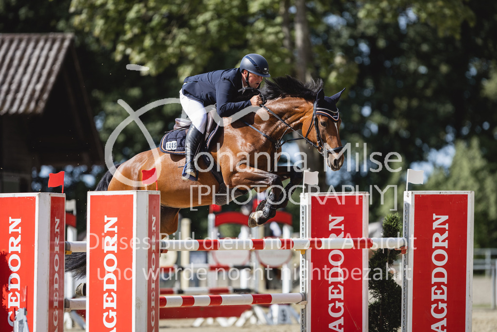 230826_Delbrueck_Youngster-M-524 | Deine schönsten Turniermomente als professionelle Fotos! Entdecke hochwertige Pferdesport-Fotografie im Online-Shop. Jetzt Fotos finden & bestellen!