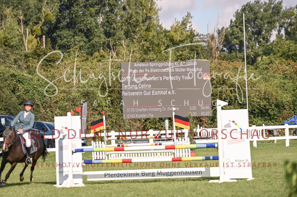 Schugtsche-Düren.2024-07.Amat.Springprf.A__-117 | Schugtsche Fotografie - Realisiert mit Pictrs.com