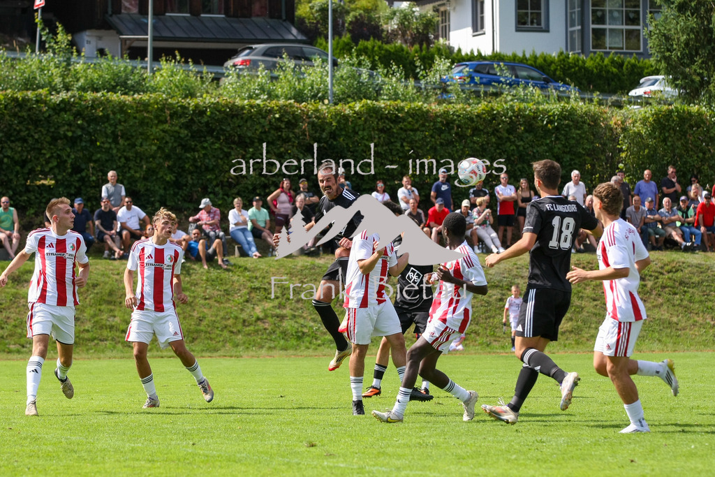 993T0488 | Medien- Sport- Entertainmentfotos