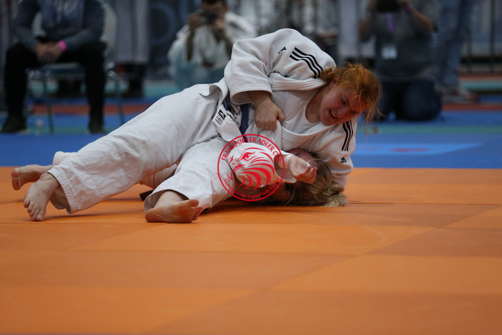 AT3Y1196 | Fotos vom Adler Cup - Pictures from Adler Cup

Hier findet Ihr alle Eindrücke und großen Momente der Adler Cup Wochenenden. Here you will find all impressions and great moments of the Adler Cup weekends. - Realisiert mit Pictrs.com