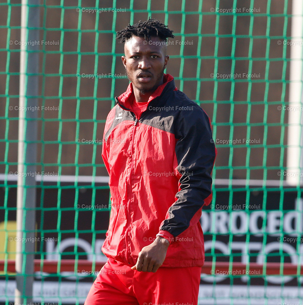 A_LUI_04032023_02 | SPORT,FUSSBALL LT1 OOE LIGA 2023 ASKOE OEDT-SC LUGSTEIN CABS FRIEDBURG 04.03.2023 IM BILD: EMMANUEL EZIEKIWE (OEDT)  FOTO:FOTOLUI