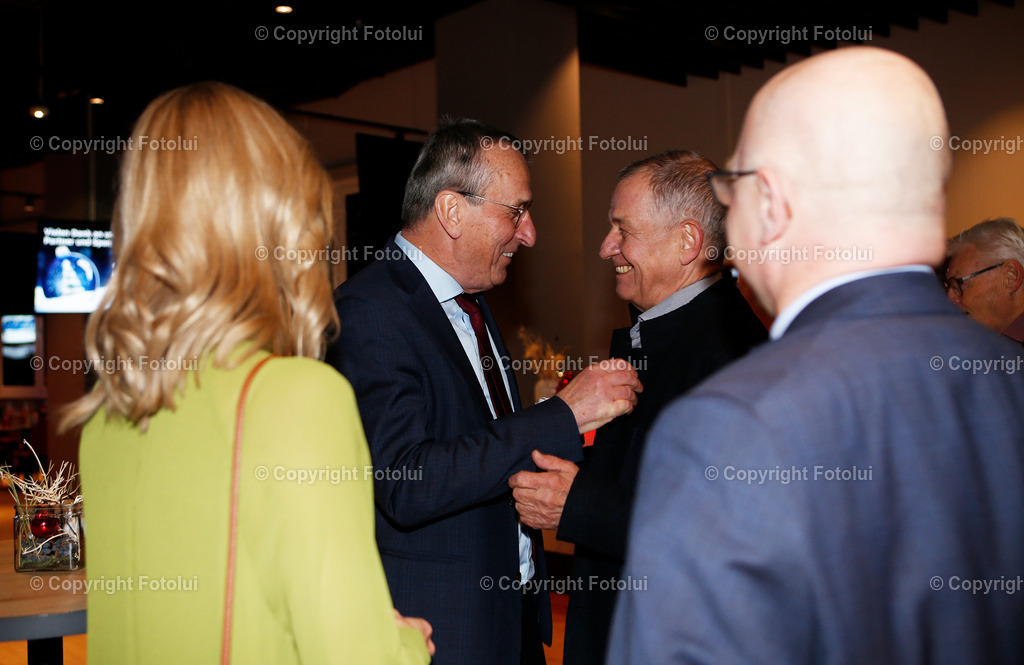 A_LUI_191223_12 | bilder, linz, photo, foto, fussball, sport, fotolui, bundesliga