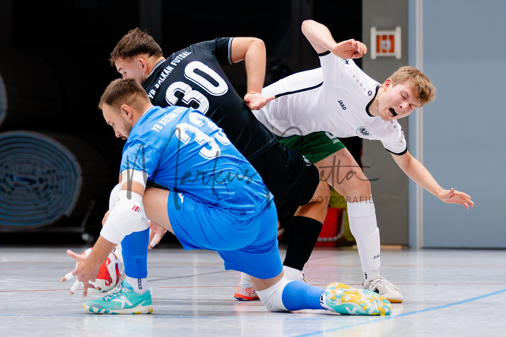 Futsal-Bundesliga, Saison 2025/2026, 9. Spieltag: SC Preußen Münster - YB Balkan Pfarrkirchen | Futsal-Bundesliga, Saison 2025/2026, 9. Spieltag, SC Preußen Münster empfängt YB Balkan Pfarrkirchen in der Universitäts-Sporthalle in Münster. Foto: sportfotografie.ms | Markus Paletta - Realisiert mit Pictrs.com