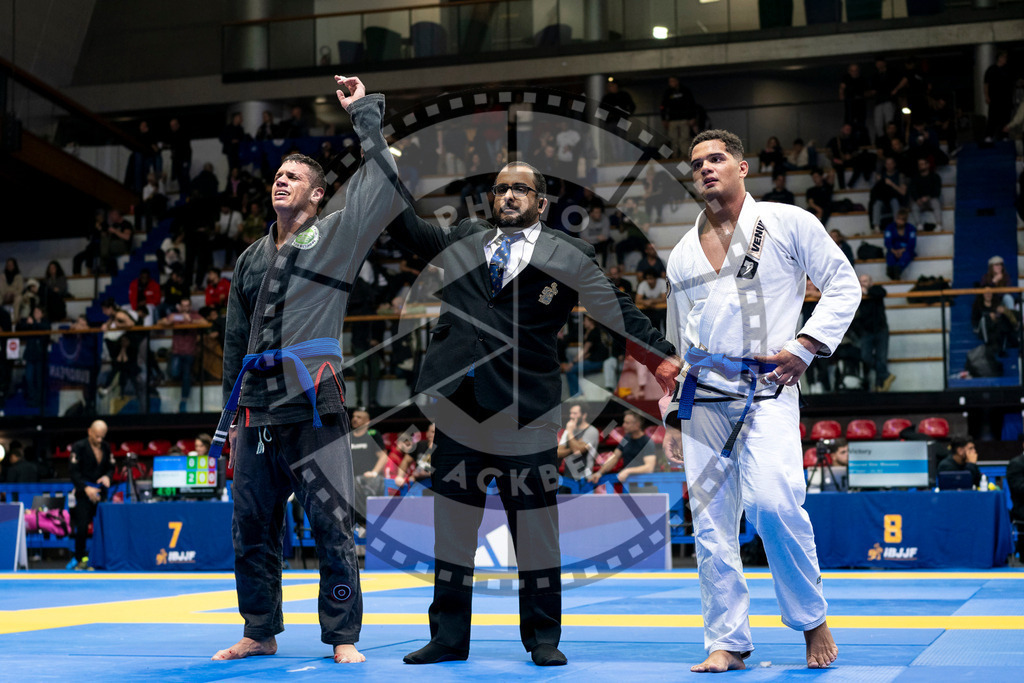 20240122PBB5755 | Fighters compete during the second day of the IBJJF European Championship in Paris, France, on January 22, 2024.