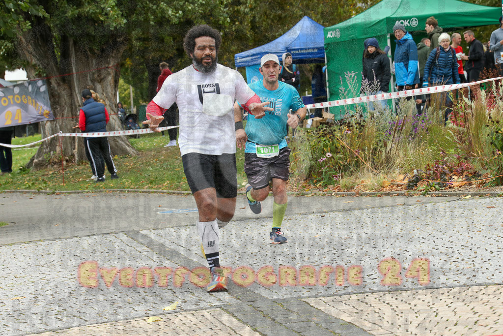231015_1114_EX1_3524 | Sportfotografie im Rhein-Sieg Kreis, Köln, Bonn, NRW, Rheinland Pfalz, Hessen, etc. Unser Tätigkeitsfeld umfasst den Laufsport vom Volkslauf über den Marathon, Duathlon, Triathon bis zum Ultralauf wie Kölnpfad Ultra oder Schindertrail.