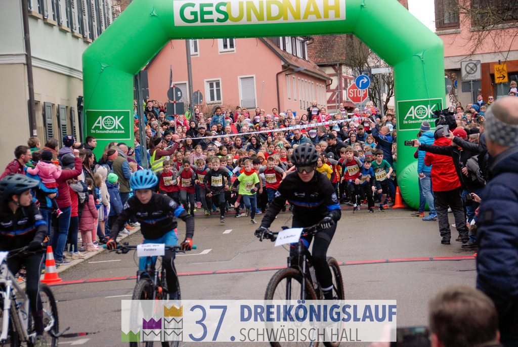 AOK JuniorCup 400m | 3Koenigslauf 2023 - Realisiert mit Pictrs.com