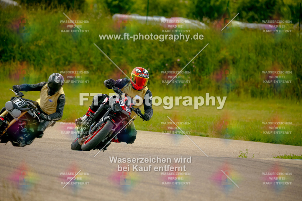 _MOT1386 | Hier findet Ihr Bilder von Touristenfahrten auf der Nürburgring Nordschleife oder von anderen Veranstaltungen die ich besucht habe. Viel Spass beim Durch Schauen 