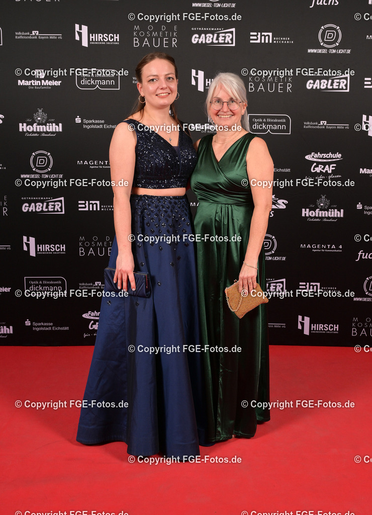 20240127-fge-fotos-0195 | Hofball der FGE am 27.01.2024 im Alten Stadttheater in Eichstätt. - Realisiert mit Pictrs.com