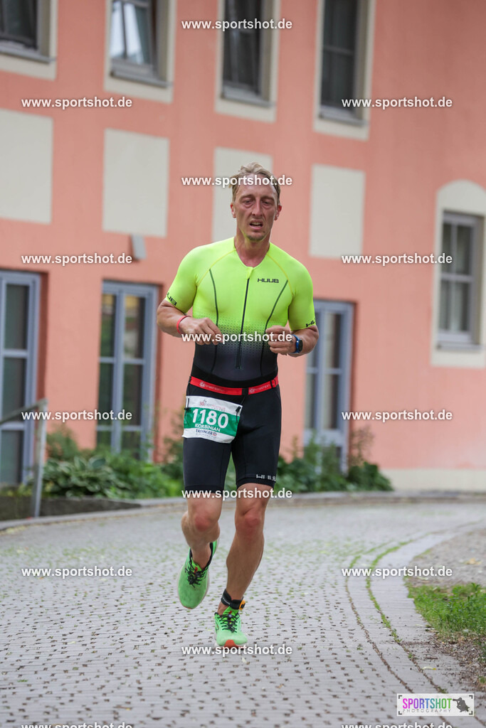KSZ_4029 | Stadttriathlon Erding 2025. #yourpictrs #sportshot_your_pictrs @Sportshotphotography #stadttriathlonerding Copyright: www.sportshot.de