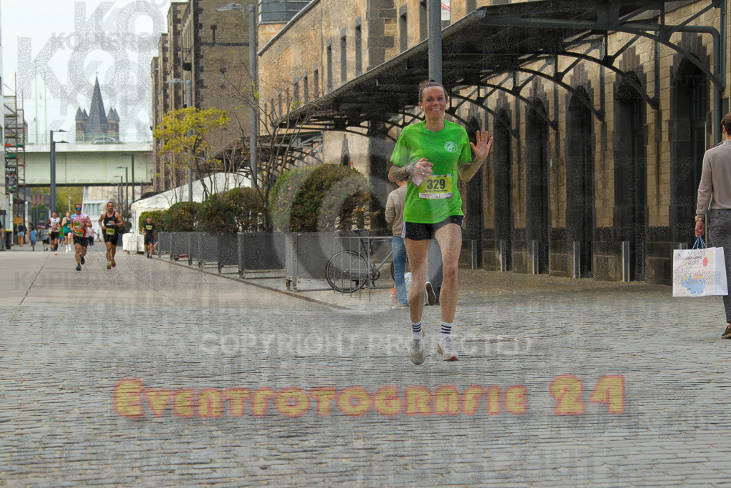 250920_1515_EV4_8312 | Sportfotografie im Rhein-Sieg Kreis, Köln, Bonn, NRW, Rheinland Pfalz, Hessen, etc. Unser Tätigkeitsfeld umfasst den Laufsport vom Volkslauf über den Marathon, Duathlon, Triathon bis zum Ultralauf wie Kölnpfad Ultra oder Schindertrail.