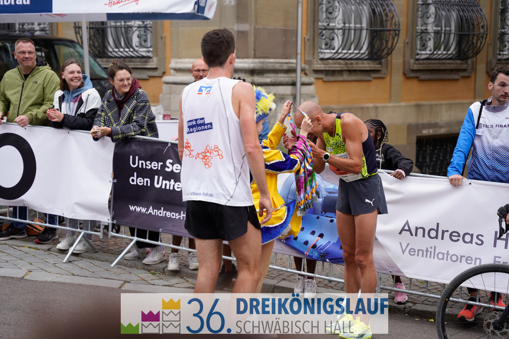 VR Bank Hauptlauf 10km | 3königslauf 2022 VR Bank Hauptlauf - Realisiert mit Pictrs.com
