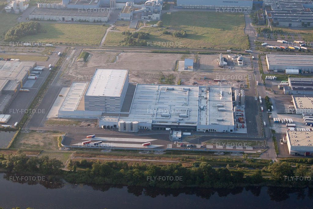 Luftbild: Wörth am Rhein, Industriegebiet Oberwald, PEG in Wörth am Rhein im Bundesland Rheinland-Pfalz in Deutschland. Foto: IMG_64808.jpg vom 18.05.2014 durch Werner Riehm/FLY-FOTO.de
