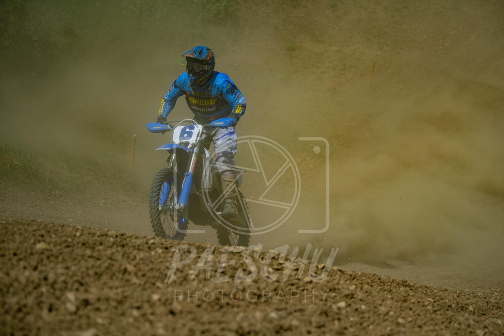 Se E+R (371) | Paeschuphoto Shop - Wer nicht sucht der auch nicht findet.Ob Motocrossbilder oder von einem besuchtem Spiel, Hauptsache Action. - Realisiert mit Pictrs.com