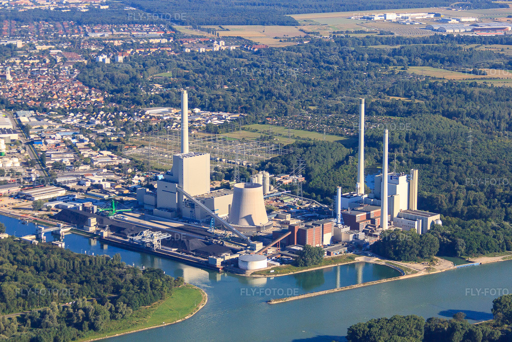 Luftbild: Rheinhafen-Dampfkraftwerk Karlsruhe der EnBW Energie Baden-Württemberg AG im Ortsteil Daxlanden in Karlsruhe im Bundesland Baden-Württemberg in Deutschland. Foto: IMG_52958.jpg vom 08.09.2012 durch Werner Riehm/FLY-FOTO.deWWW.ENBW.COM