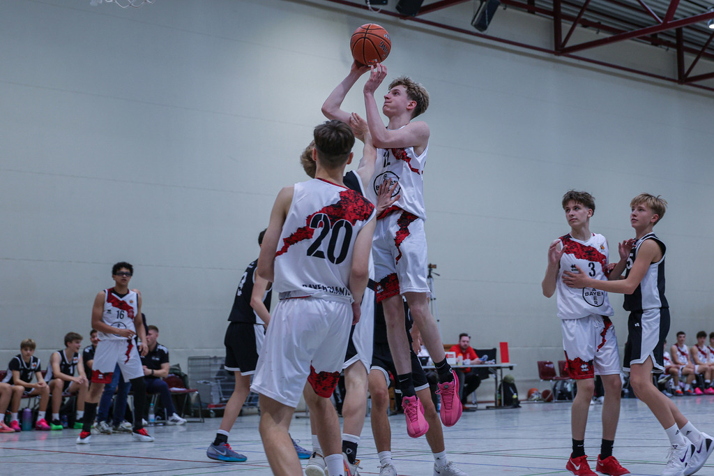 JBBL BAYER GIANTS vs Team BonnKöln RAG-109 | Fotos von Basketballspielen aus dem Raum NRW fotografiert von Gero Mueller-Laschet und Daniel Schaefer - Realisiert mit Pictrs.com