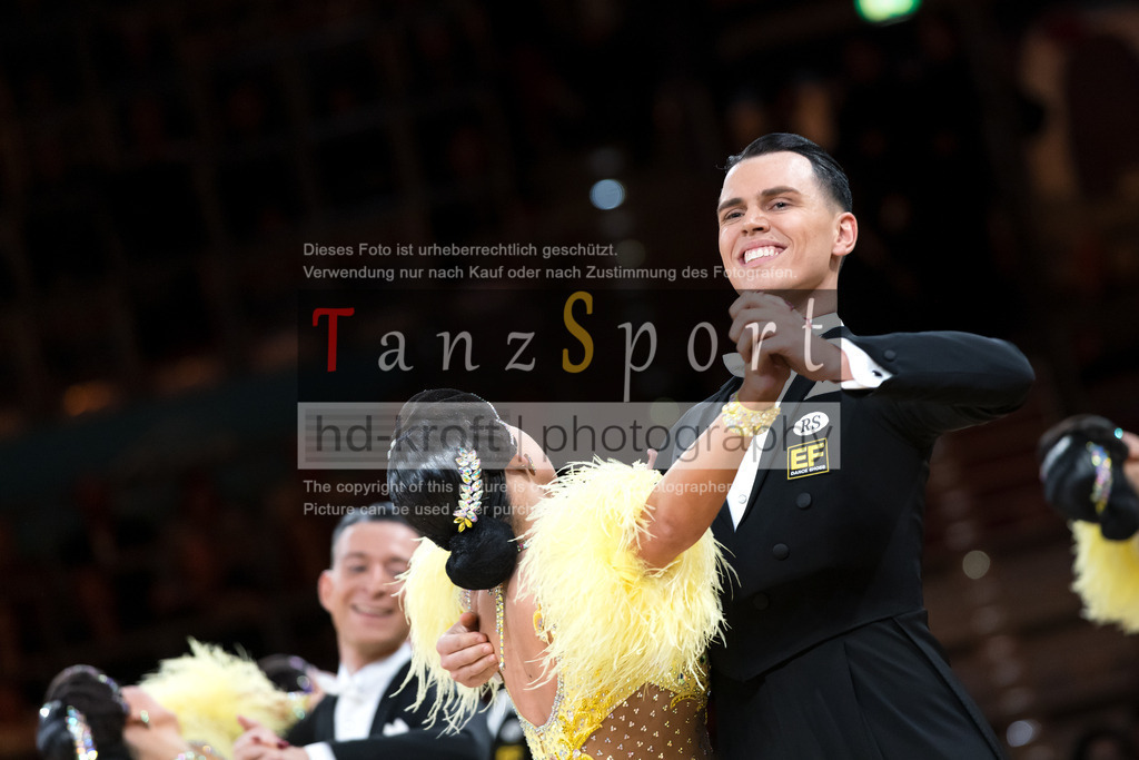 20241109_DM-Formationen_6929 | Tanzsportbilder, Standardtanz, Lateintanz, WDSF, DTV, LTVB, dancecomp, goc, hessen tanzt, blaues band der spree, walzer, tango, wiener walzer, slowfox, quickstepp, samba, rumba, cha-cha-cha, paso doble. jive, hd-kroft photography, turniertanzsport