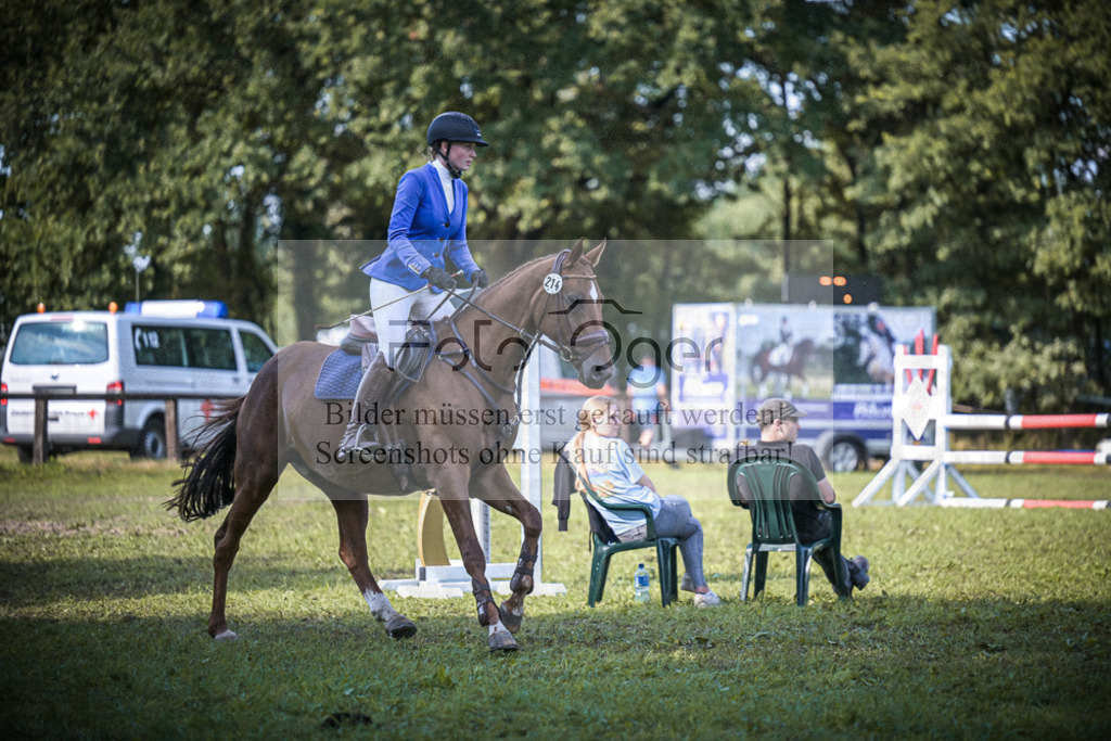 DOS_1019 | Entdecke hochwertige Reitturnierfotos von Foto Oger. Professionell, emotional und authentisch – jetzt Lieblingsmomente im Shop bestellen. - Realisiert mit Pictrs.com