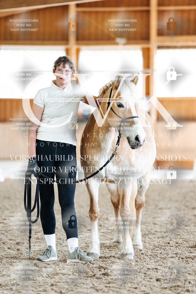 CK907910 | Turnierfotografie Pferdefotografie Trier Rheinland-Pfalz Pferdesport Reitsport Tierfotografie Sportfotografie Pferdevideo Pferdevideografie Equestrianvideography equestrianphotography  - Realisiert mit Pictrs.com