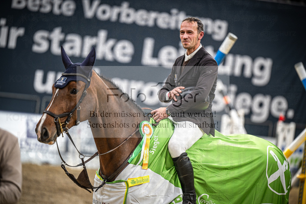 DOS_0048 | Entdecke hochwertige Reitturnierfotos von Foto Oger. Professionell, emotional und authentisch – jetzt Lieblingsmomente im Shop bestellen.Deutschlandweite Turnierfotografie. - Realisiert mit Pictrs.com