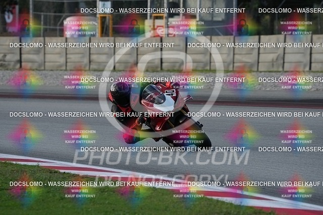 2025_10_23_PBK_33122 | Sportfotografie; SlowMotion; Video; Rennstrecke; Hafeneger; RSE; Speer; Trackday; Motorsportarena; Hockenheimring; Brno; Most; Barcelona; Valencia, Benny; Kaetzmer;