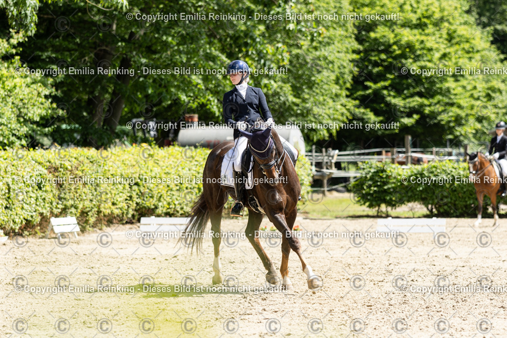 CL5A8674 | Emilia Reinking Fotografie - Realisiert mit Pictrs.com