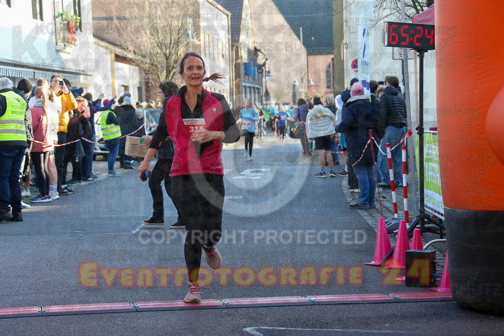 241201_1241_EX1_3107 | Sportfotografie im Rhein-Sieg Kreis, Köln, Bonn, NRW, Rheinland Pfalz, Hessen, etc. Unser Tätigkeitsfeld umfasst den Laufsport vom Volkslauf über den Marathon, Duathlon, Triathon bis zum Ultralauf wie Kölnpfad Ultra oder Schindertrail.