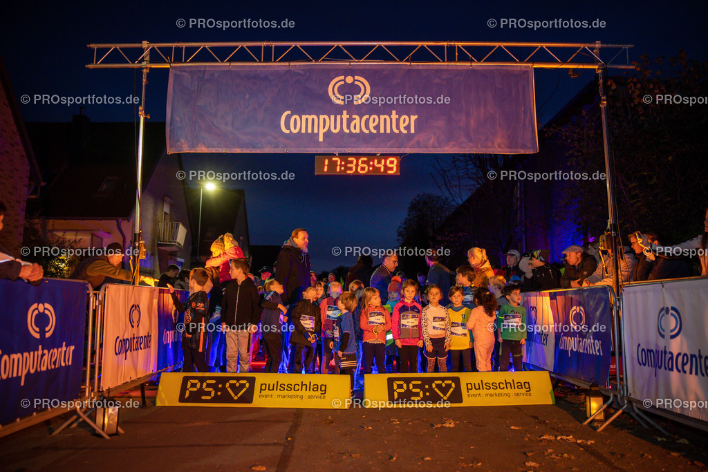 Computacenter Martinslauf Sindorf 2022 in Kerpen-Sindorf, 10.11.2022 | Impressionen vom Computacenter Martinslauf Sindorf 2022 am 10.11.2022 in Kerpen-Sindorf (Nordrhein-Westfalen).