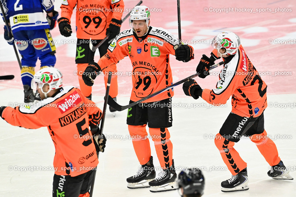 EC IDM WÄRMEPUMPEN VSV vs. MOSER MEDICAL GRAZ99ERS | Jubel Graz 99ers, #5 Kasper Kotkansalo Graz 99ers, #4 Korbinian Holzer Graz 99ers, #28 Lenz Moosbrugger Graz 99ers, EC IDM WÄRMEPUMPEN VSV vs. MOSER MEDICAL GRAZ99ERS, EC IDM WÄRMEPUMPEN VSV vs. MOSER MEDICAL GRAZ99ERS am 12.03.2026 in Villach (Stadthalle Villach), Austria, (Photo by Bernd Stefan)