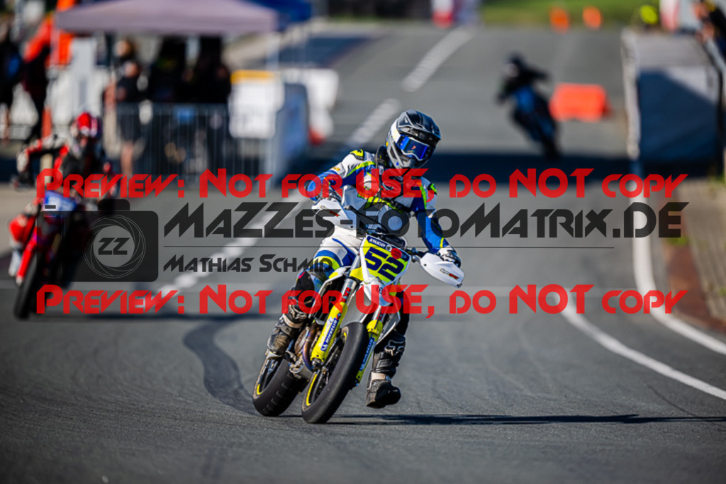 MaZZes_FotoMatrix_220903_9786 | S3