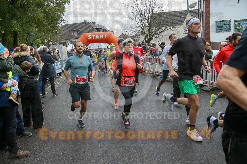 251130_1133_EX1_7993 | Sportfotografie im Rhein-Sieg Kreis, Köln, Bonn, NRW, Rheinland Pfalz, Hessen, etc. Unser Tätigkeitsfeld umfasst den Laufsport vom Volkslauf über den Marathon, Duathlon, Triathon bis zum Ultralauf wie Kölnpfad Ultra oder Schindertrail.