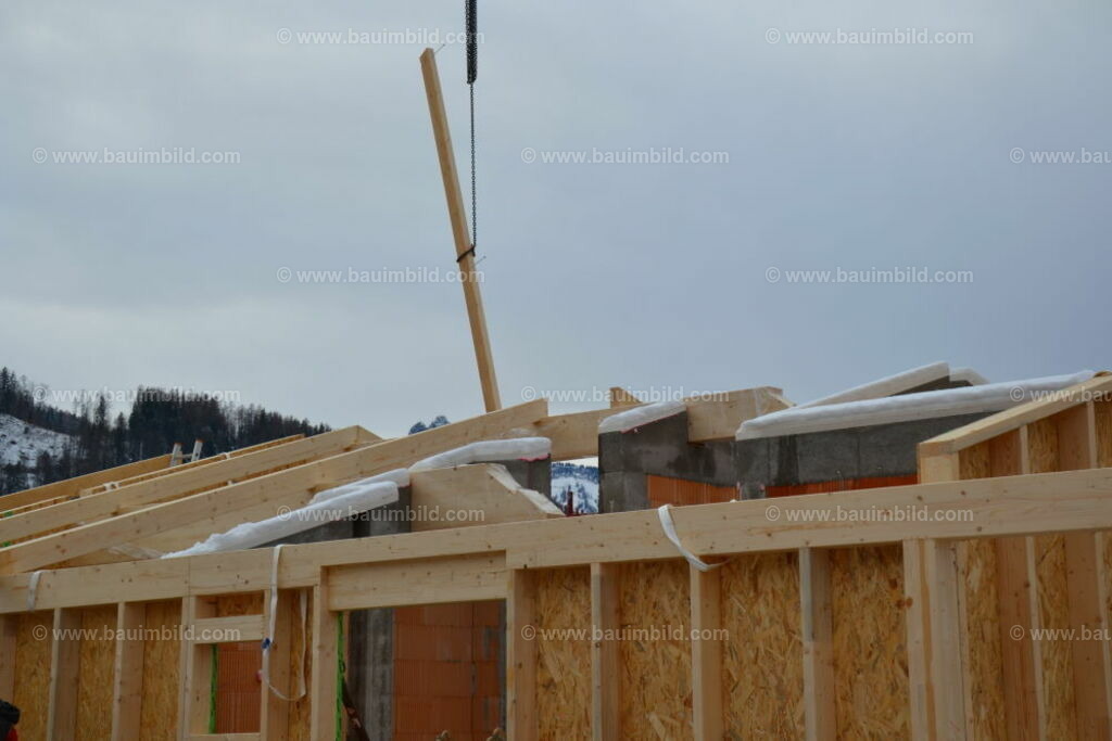 bib-lg09-holzbau-0132 | Nach LV-Leistungsgruppen sortierte Detailfotos über den Bau eines Hauses. Alle Hausbau-Bilder direkt vom Urheber und Autor der Website Haus-Selber-Bauen.com