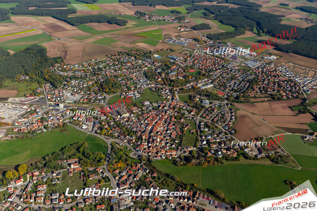 aktuelles Luftbild von  Windsbach - Luftaufnahme wurde 2019 von https://frankenair.de mittels Flugzeug (keine Drohne) erstellt.