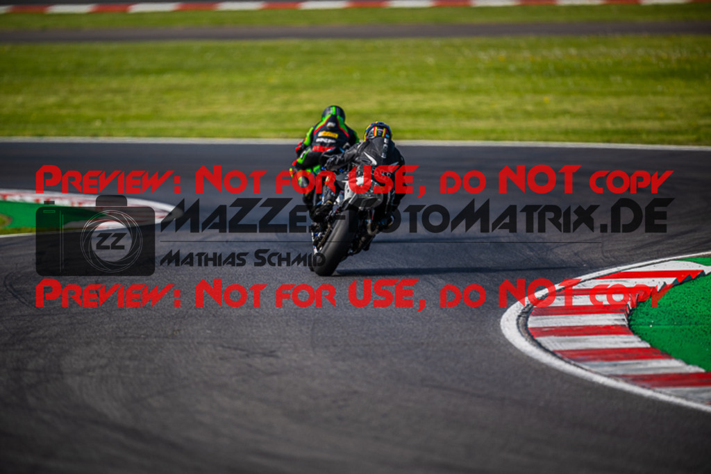 MaZZes_FotoMatrix_220507_95067 | Fotograf Mathias Schmid
Sportfotograf,
Eventfotograf,
Hochzeitsfotograf,
Portraitfotograf